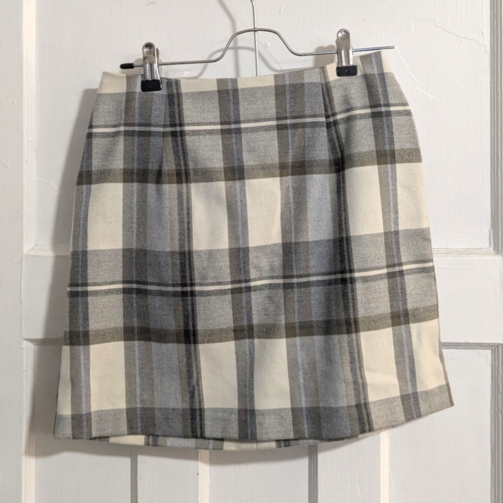 Plaid Gray Skirt
